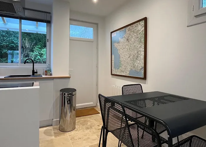 Loft Avec Terrasse Et Jardin